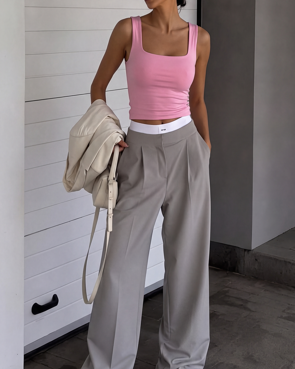 Square-Neck Basic Crop Top – Pink
