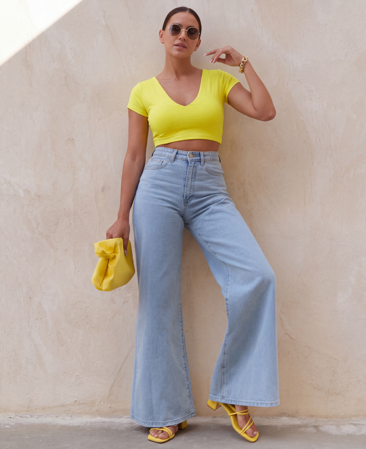 V-Neck Basic Crop Top – Yellow